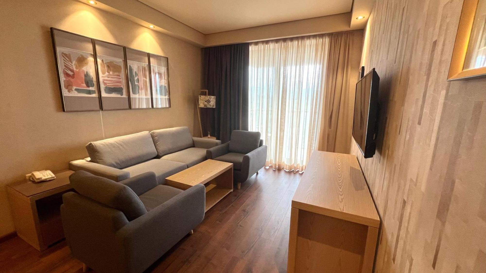 Luxury Oasis Apartment Чакви Стая снимка