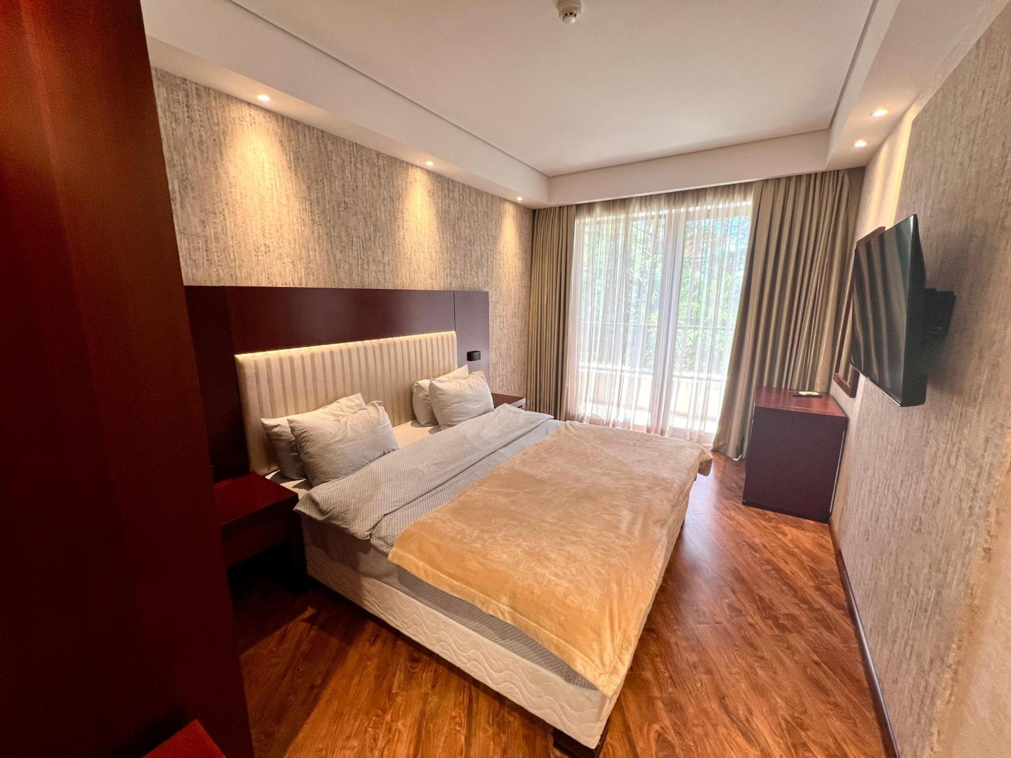 Luxury Oasis Apartment Чакви Стая снимка