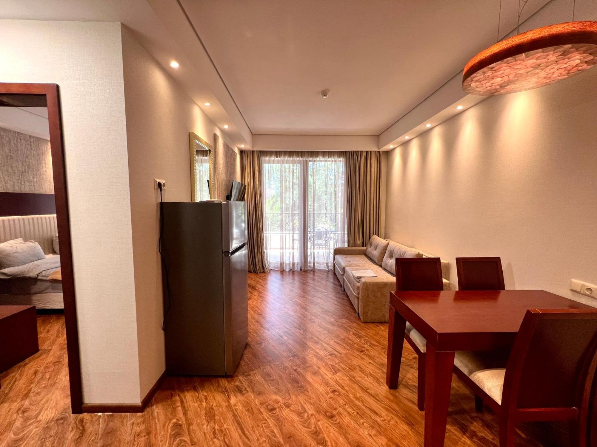 Luxury Oasis Apartment Чакви Стая снимка
